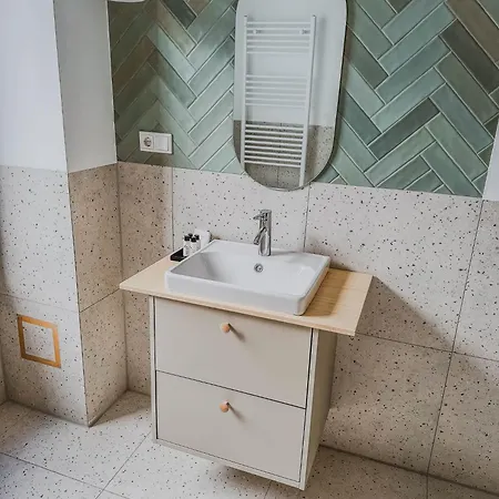 Business & Boutique - Parking Lot Apartment Hildesheim