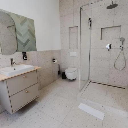 Staylight Business & Boutique - Parking Lot Hildesheim