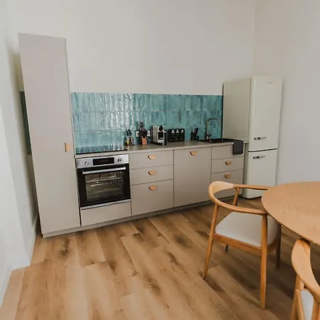 Staylight Business & Boutique - Parking Lot